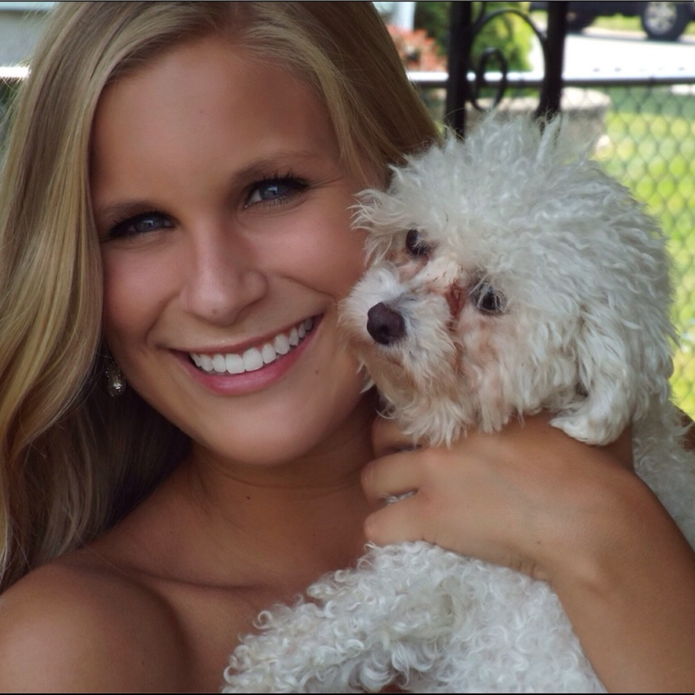 Meet your Posher, Emily